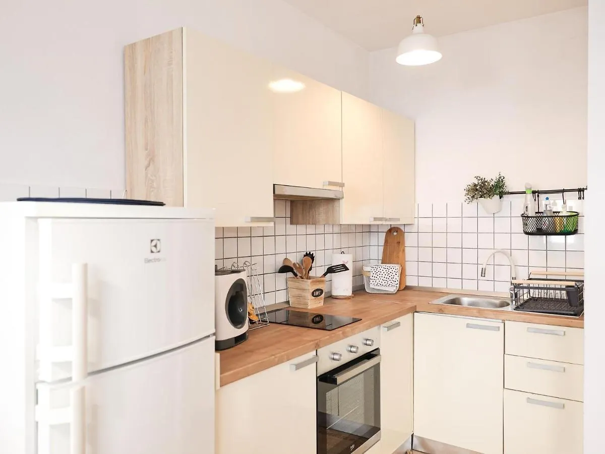 Modern Apartment With Terrace Near Old Town Zadar