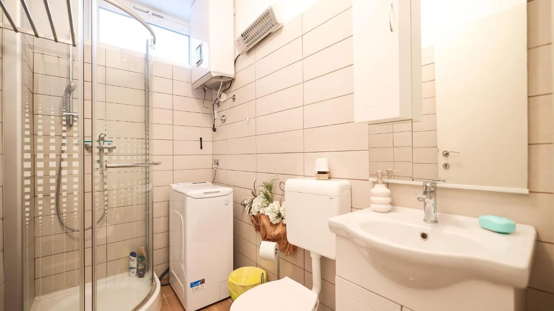 Modern Apartment With Terrace Near Old Town Zadar