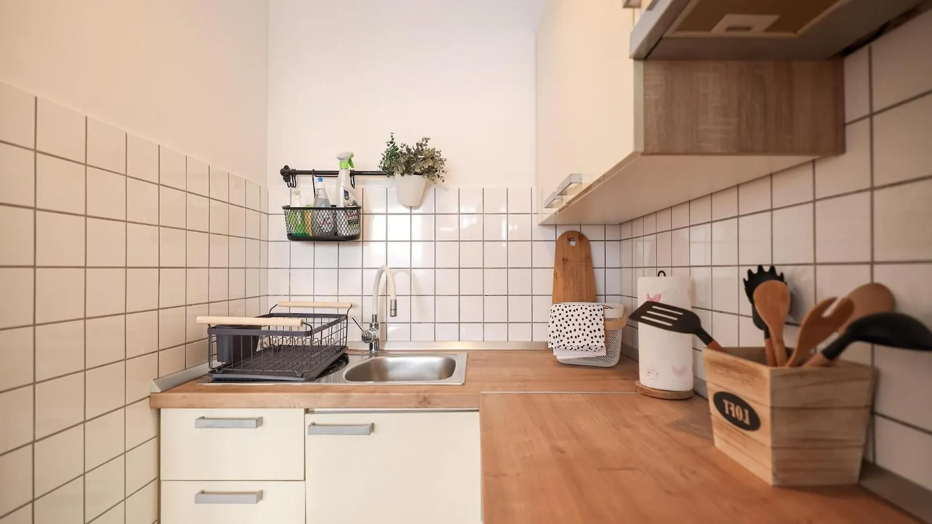 Modern Apartment With Terrace Near Old Town Zadar